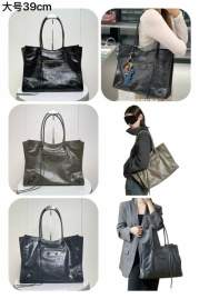 Picture of Balenciaga Handbags _SKUfw218200855fw